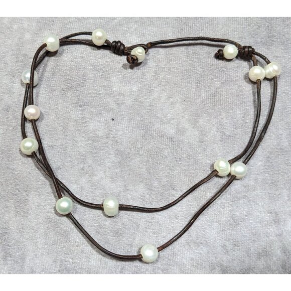 Elegant Bohemian Layered Pearl Studded Brown Leather Cord Necklace - Picture 5 of 5